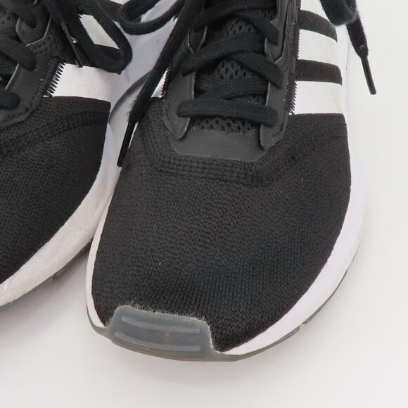 Adidas Women 8.5 Swift Run FY2134 Black White Running Shoes Sneakers Athletic - Picture 4 of 16